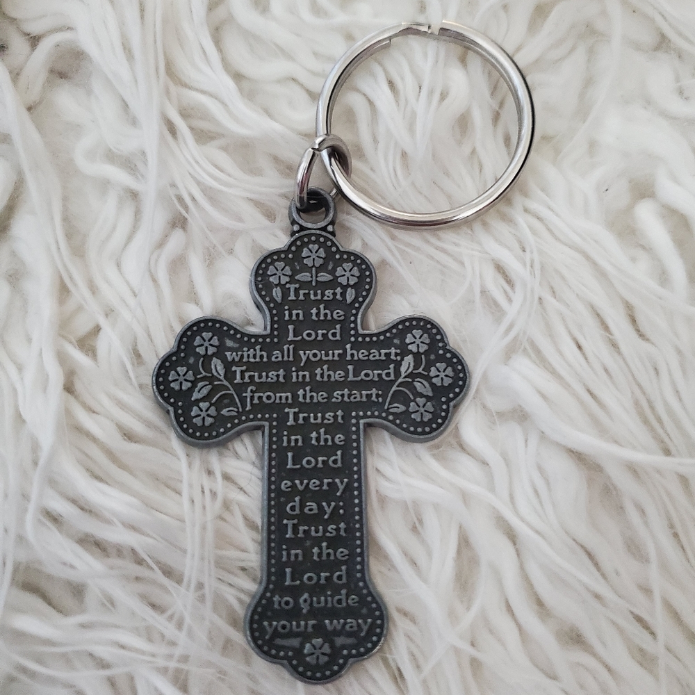 💒KEYCHAIN 💒 VERY GOOD CONDITION⛪